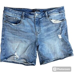Lucky Brand The Roll Up denim shorts size 12/31